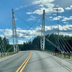 Moderne Brücken gibt es auch zu sehen