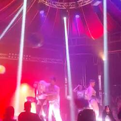 Le super spectacle burlesque 😍.