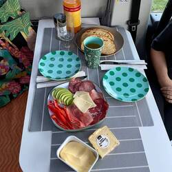 Das letzte Abendmahl im Van