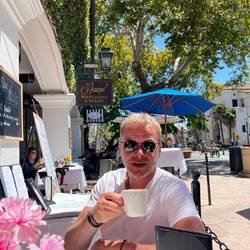 Leckerster Kaffee&Kuchen im Andersen's