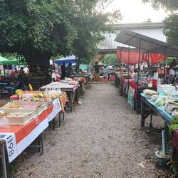 Markt in einem anderen Dorf