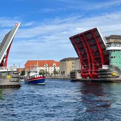 Knippelsbro-Brücke wird hochgezogen