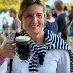 Prost mit Guinness - das gibt es aber erst 250 Jahre!