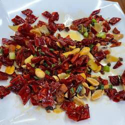 Chili-Überreste vom Szechuan-Chicken
