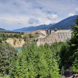 Revelstoke Dam