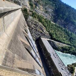 Revelstoke Dam