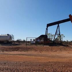 Kenmore Oil Fields between Eromanga and Quilpie