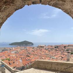 Spaziergang auf der Stadtmauer, Blick aus einem der Türme
