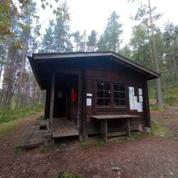 Die "Open Wilderness Hut"...