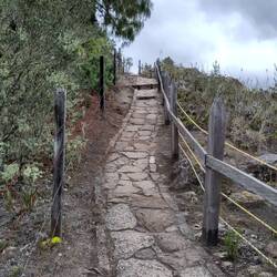 Weg an der Lagune Guatavita