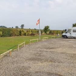 Vom Stellplatz aus sieht man in der Ferne Le Mont-Saint-Michel