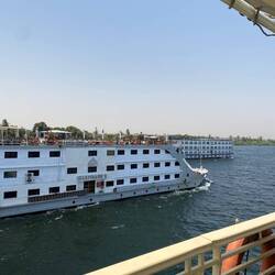 Boats sometimes theee across!