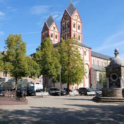 Collégiale Saint-Barthélemy