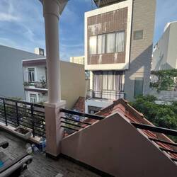 Erstes Hostel mit Balkon :)