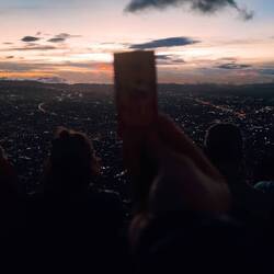 Mit meiner "No travel worries doll" - danke Isa