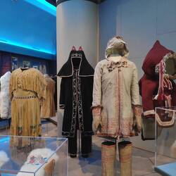 Abrigos de diferentes tribus