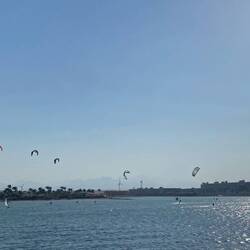 Kite surfers everywhere here - reminds me if the Columbia Gorge in Oregon