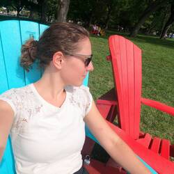 Muskoka Chairs im Coronation Park