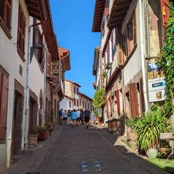 Looking up Rue de la Citadelle toward pilgrim office