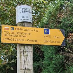 I'll get to Roncesvalles (Spanish) Monastery the second day