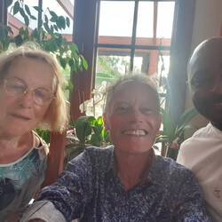 Dîner avec le Père Flavien chez Marie Cécile