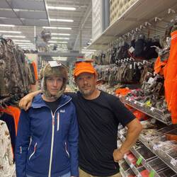 Cool Dudes im Canadian Tire