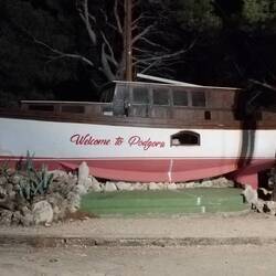 Bis hierher geht die Uferpromenade.