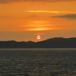 Die Sonne ist also ein Pokeball 🤓