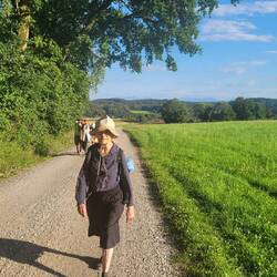 Geübte Wander-Momi