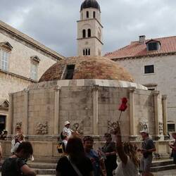 Der große Onofrio-Brunnen