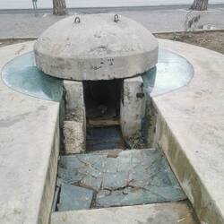 gleich daneben ein Bunker