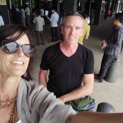 We arrived and are waiting for our driver.