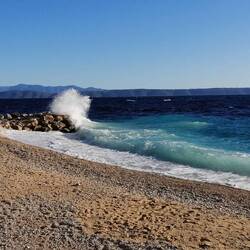 Beeindruckende Wellen in Podgora