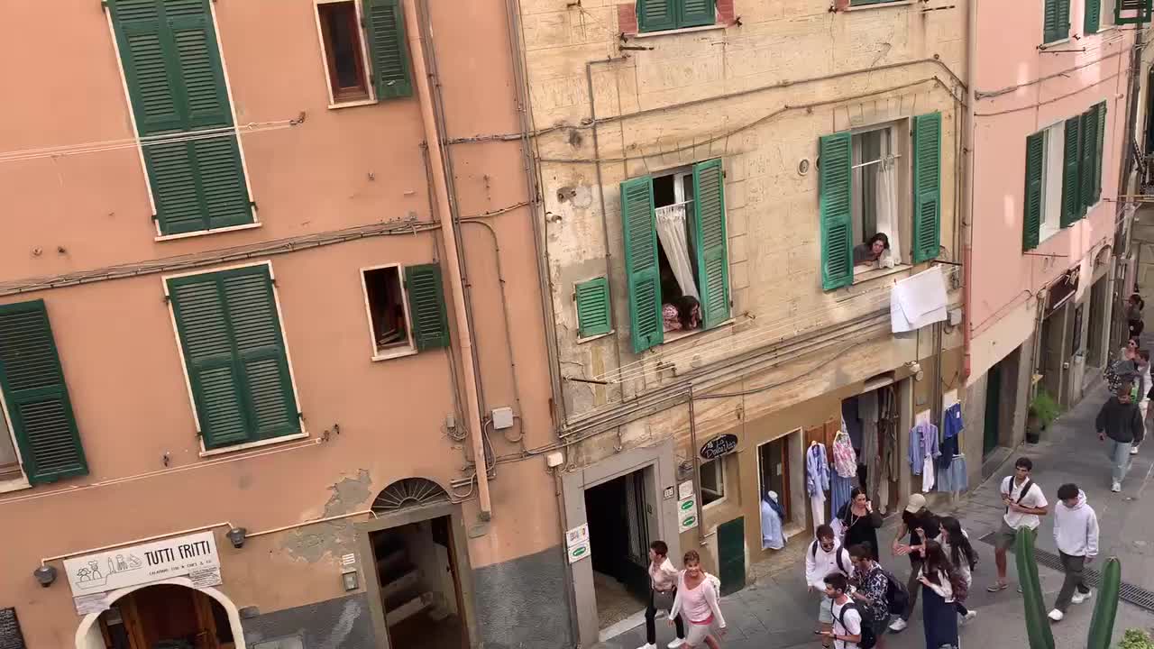 Sat morning and the students are coming - time to leave