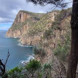 You walk along the top of this whole cliff face!