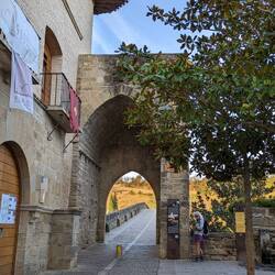 Leaving Puente la Reina