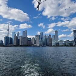 Toronto Skyline von der Toronto Island Ferry aus