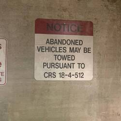 Ed le voisin nous lache au bus avant de rejoindre notre avion vers Oakland (4ème avions)