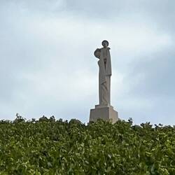 Statue de la Vierge du Gruguet