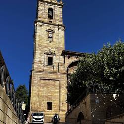 Climbing towards the church in Navarrete.
