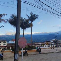Ausblick vom Hauptplatz im Dorf
