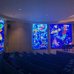 Marc Chagall auditorium - stunning