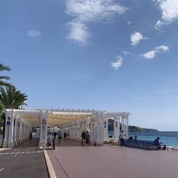 Shade on Promenade des Anglais
