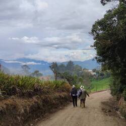 Wir hatten unterwegs einen Bekannten getroffen der uns etwas begleitete