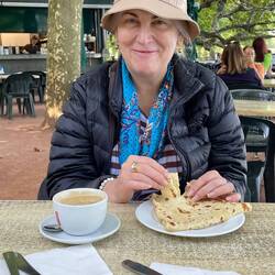 Crepe and café time