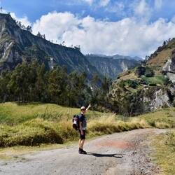 Da oben ist der Kratersee