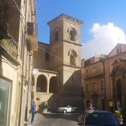 Gasse in der Altstadt von Enna