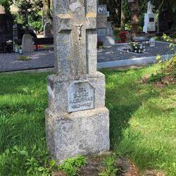 Headstone of Jonas Aleliunas - also a possible relation