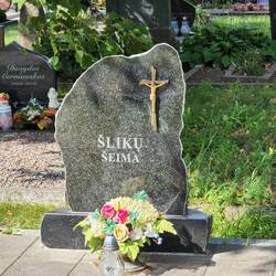 Šlikų šeima (Slikas Family) headstone - several family members may be buried here