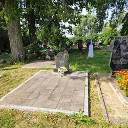 Šlikų šeima (Slikas Family) Grave - may have several family members buried here